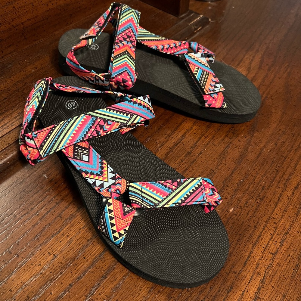 Colorful Geometric Women's Sandals